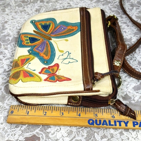 Relic Beautiful Butterfly Medium Purse /Bag Cream Tone & Brown Accents. - Picture 14 of 17
